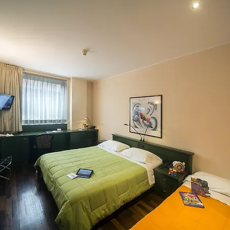מלון Del Riale 4*