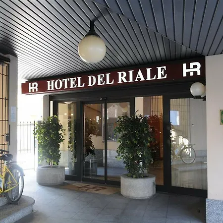 Del Riale מלון